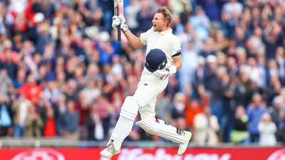Joe Root Celebrating his Hundred
