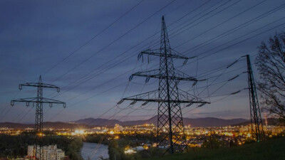Tata Power shares down record high; what's next