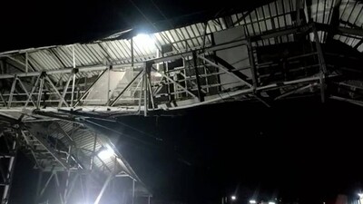 soro-foot-bridge-collapse