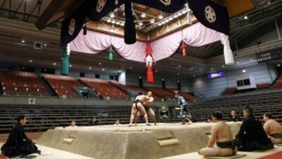 First sumo wrestler tests positive for coronavirus in Japan