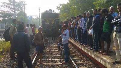 train-halted