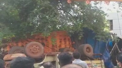 4 Critical As Truck Rams Into Shop In Bhubaneswar