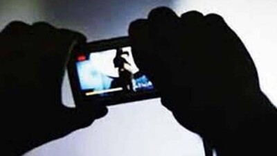 viral-picture-obscene-Odisha