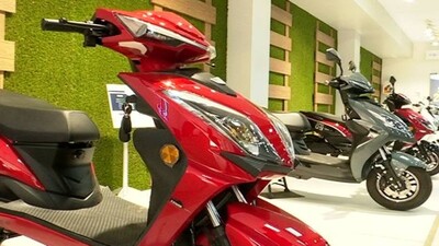 Electric Two-Wheelers' Sales Jump 132% In 2021: SMEV