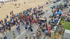 Puri Administration Carries Out Eviction Drive At Sea Beach