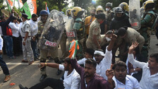 Congress scuffle with police in Bhubaneswar