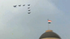 Spectacular Flypast By 75 Aircraft At Rajpath Leaves People Stunned