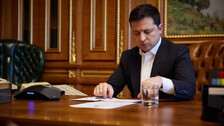 Ukrainian Prez Reiterates Call For Talks With Russia