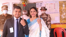 Battle For UP: 21.55% Voting Till 11 Am In Final Phase