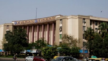 LIC