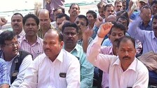 teacher-protest-up