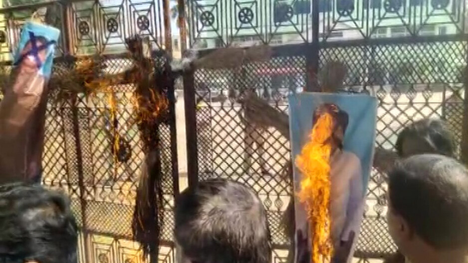 Agitators Burn Effigies Of CM, Home And Law Minister In Kendrapada