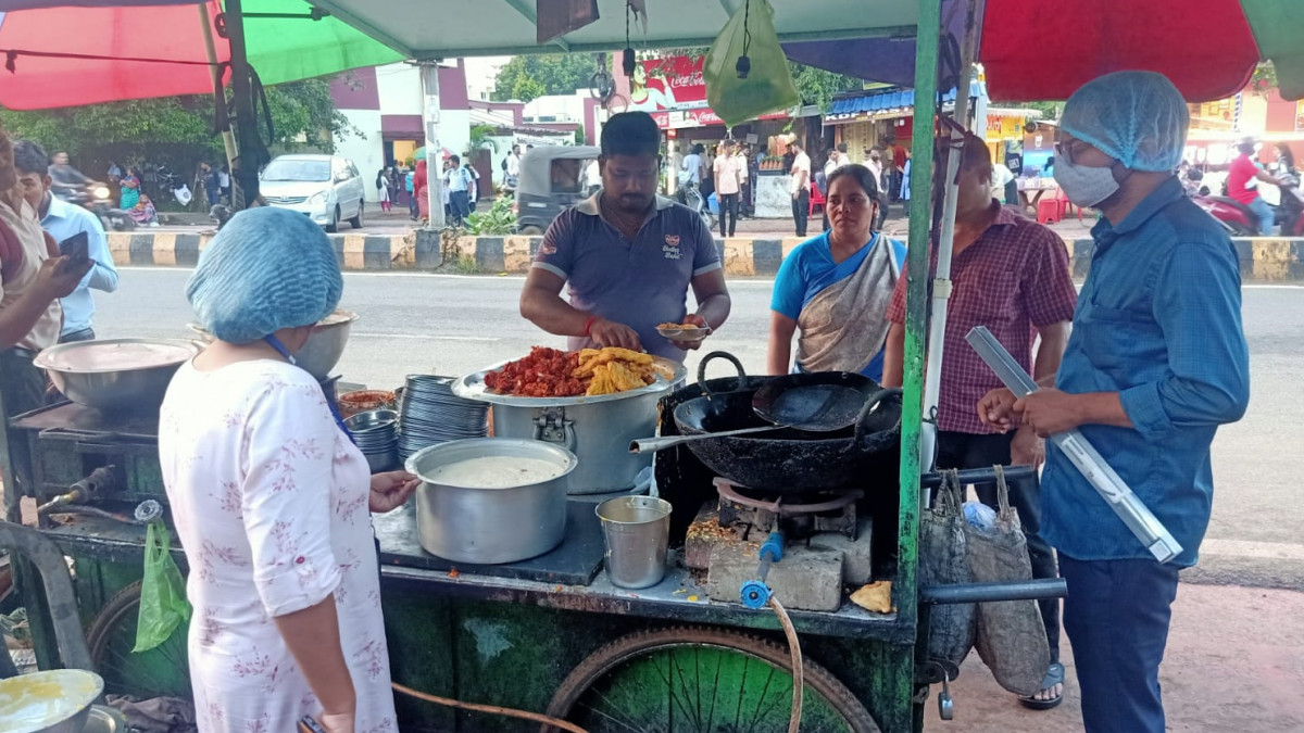 BMC cautions street food vendors with new regulations, check them
