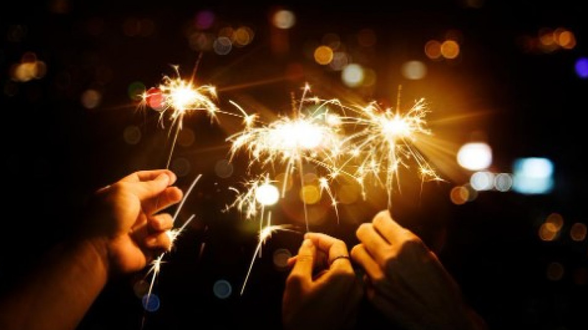 Safety Tips Do's & Don'ts while bursting crackers
